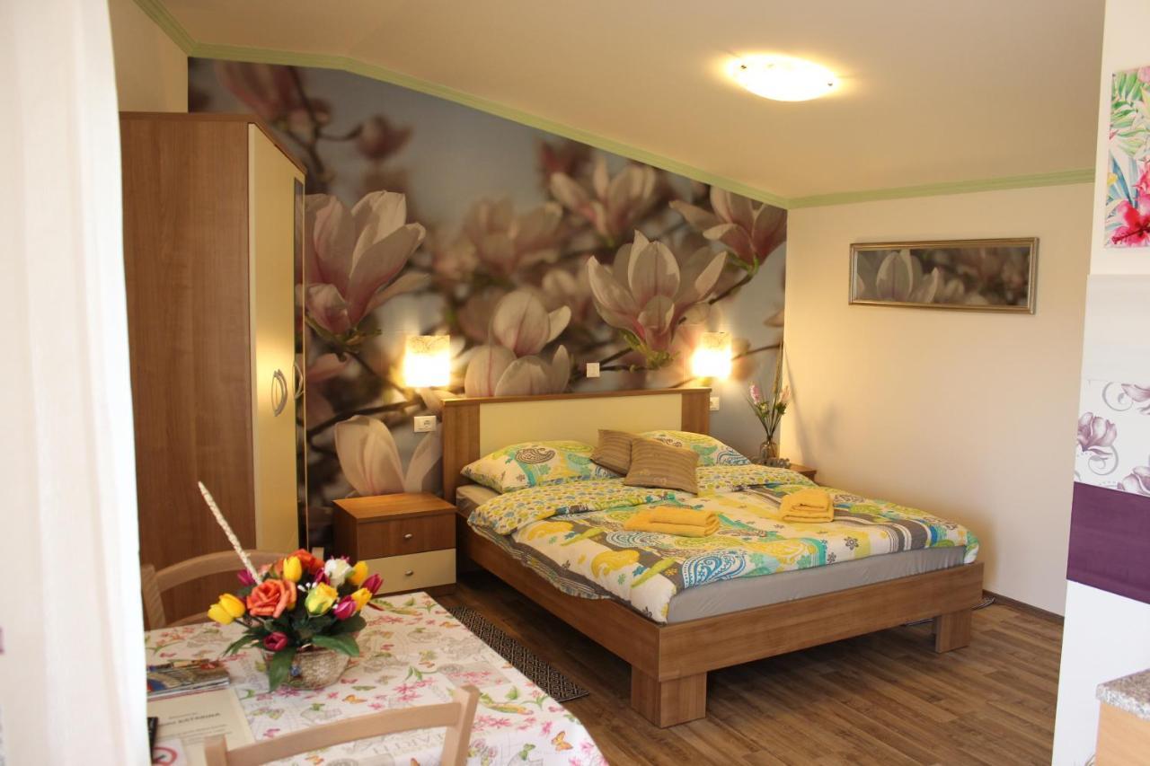 Rooms Katarina Kadumi Eksteriør billede